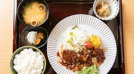 鶏と野菜の黒酢あん定食
